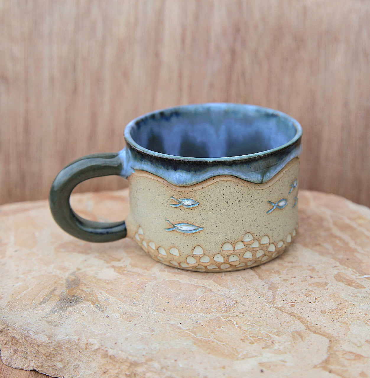 Mug 123 school fish